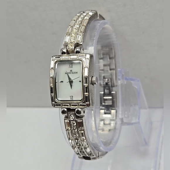 Vintage Anne Klein Women’s Crystal Accented Gold Ladies Watch Opalescent 10/8090 main image 5